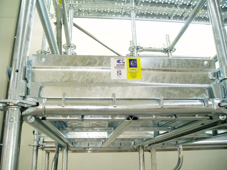 Plataformas y barandillas del andamio multidireccional