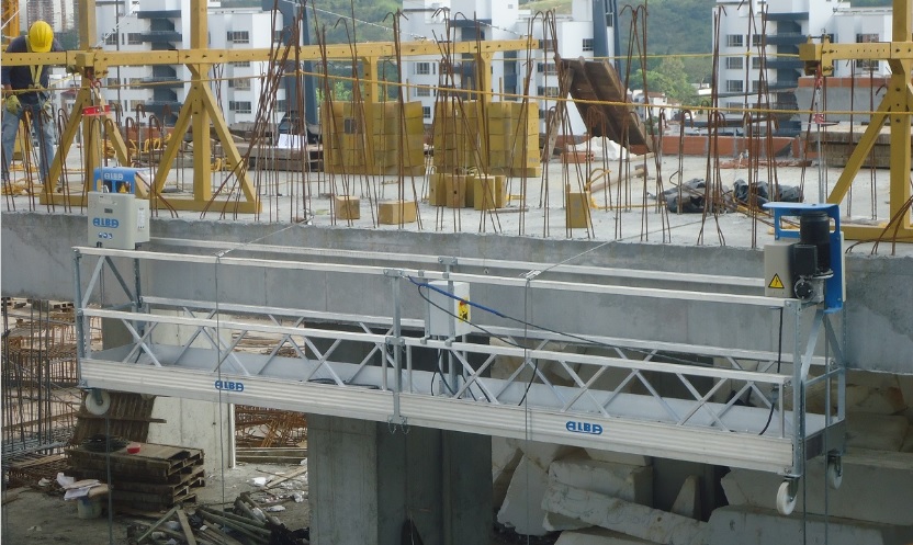 Electric suspended scaffold