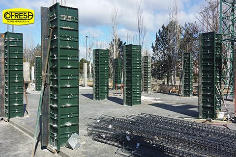 Light-series column panels