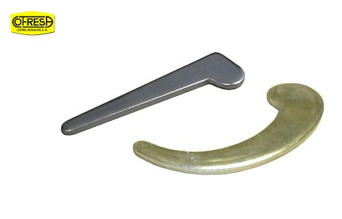 Flat and woodruff keys