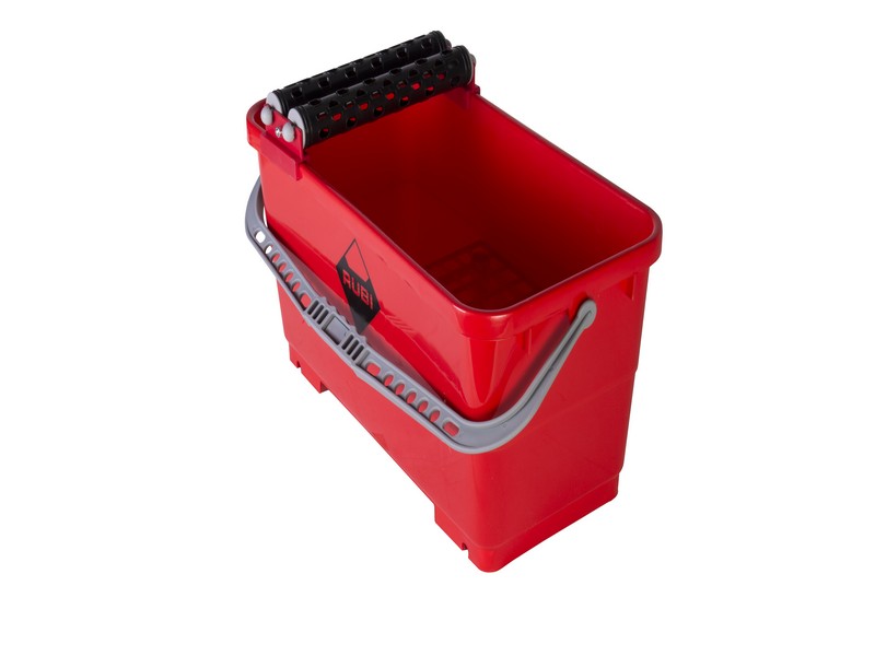 Cleaning tray