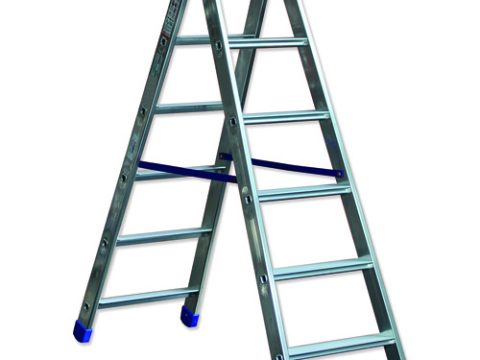 Double-sided step ladder