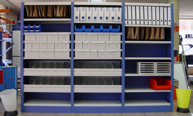 Easy Rack Evolution shelving