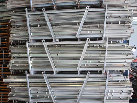 Guides and soldier beams