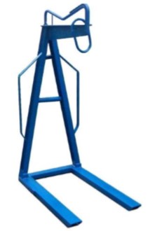 Pallet clamps