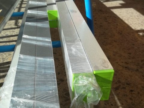 Aluminium screed rails