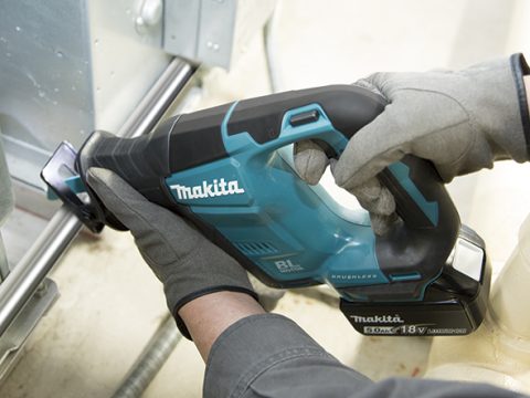 Reciprocating saws